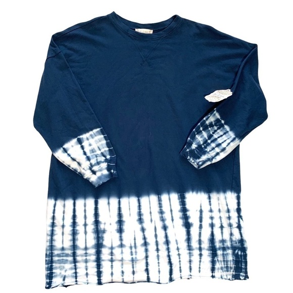 Altar’d State Long Sleeve Navy and Whites Tie Dye Long Sleeve Sweatshirt Dress - Picture 11 of 16